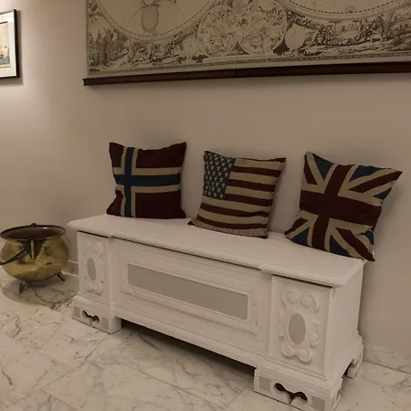 Authentic Sweet 4* Rome