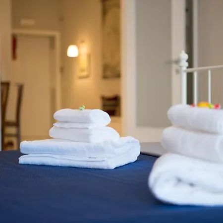 Authentic Sweet Рим