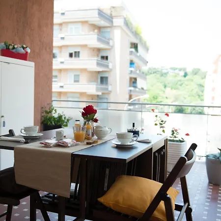 ベッド・アンド・ブレックファスト Authentic Sweet ローマ