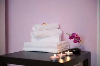 فندق مبيت وإفطار Authentic Sweet 3*
