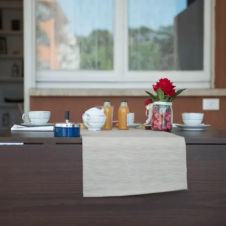 ベッド・アンド・ブレックファスト Authentic Sweet ローマ